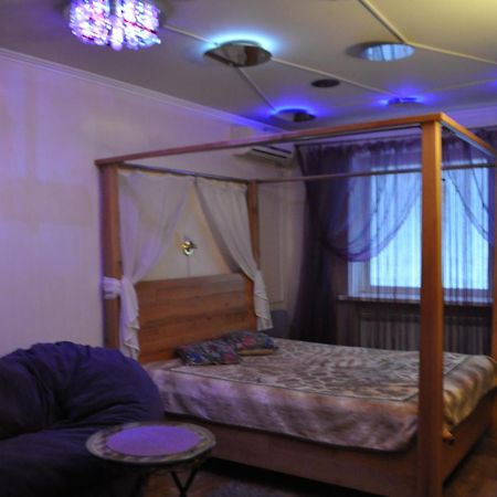 Cozy Apartments Near The Mcdonalds クレメンチューク エクステリア 写真