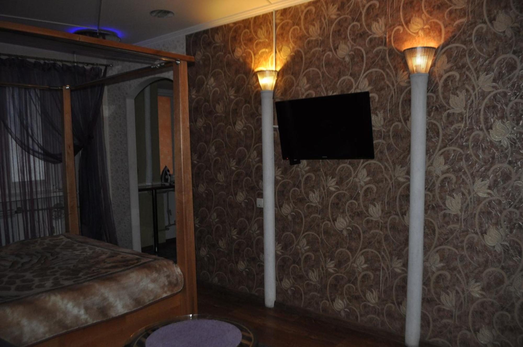 Cozy Apartments Near The Mcdonalds クレメンチューク エクステリア 写真