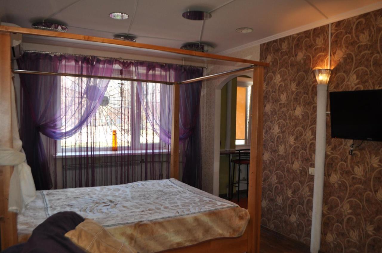Cozy Apartments Near The Mcdonalds クレメンチューク エクステリア 写真